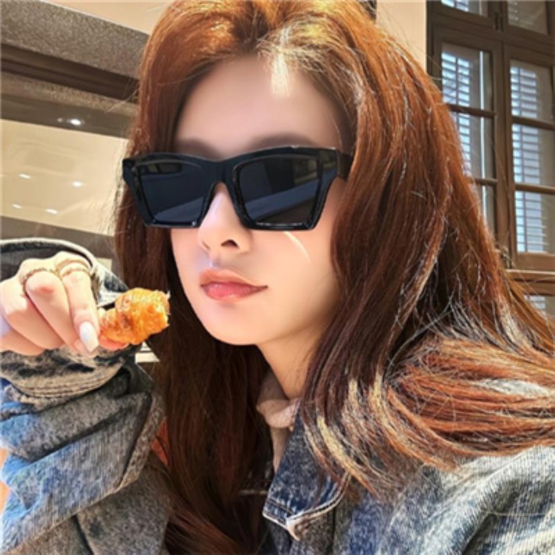 安國女伴游在讀大專生圖詩蘭