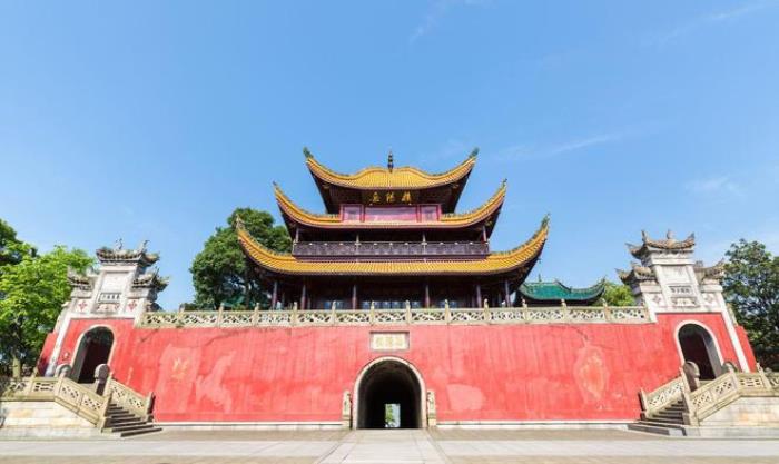 中國(guó)著名的四大名樓，迄今都已千年，而北方僅此一座！