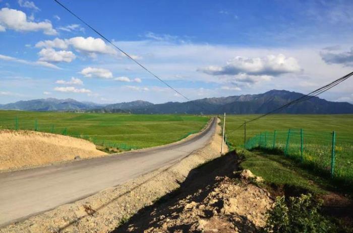 烏魯木齊周邊除了天山天池，還有個地方值得一去，安靜游客少