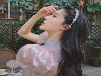 定州結(jié)女伴旅游飛行寶貝希曉姿